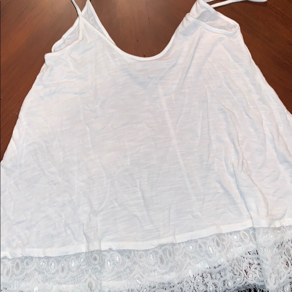 dELiA*s White Tank